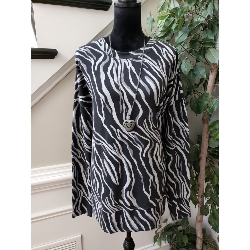 The Limited Top Blouse Women's XL White Black Zebra Print Long Sleeve Round Neck